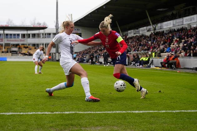 Women s international football match Norway Slovenia Lillestrom 20260414 Slovenia s Lana Golob left and Norway s Ada Hegerberg in the Women s World Cup qualifying match between Norway and Slovenia at Arasen Stadium Photo Lise Aserud NTB Lillestrom Norway EDITORIAL USE ONLY RESTRICTED USE FOR BETTING COMPANIES  Copyright: xLisexAserudx xNTBx