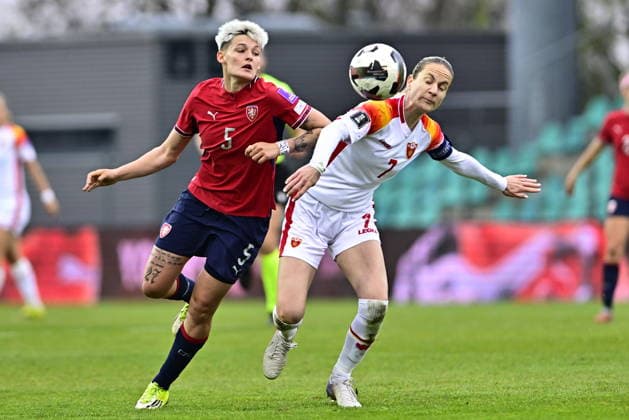 L-R Aneta Polaskova (Czechia) and Sladjana Bulatovic (Montenegro) in action during the European qualifying part for 2027 Women s Football World Cup match, group B1: Czechia vs Montenegro, in Chomutov, Czech Republic, on April 14, 2026. (CTKxPhoto OndrejxHajek) CTKPhotoP2026041407601  CTKPhotoP2026041407601