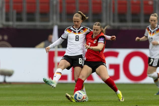 GER, nuremburg, football, womens football, womens world cup qualifiers, matchday 3, Germany vs. Austria in picture f.l.: Vivien Endemann (Germany 08), Sarah Gutmann (Austria 03), takle, duell for the ball 14.04.2026, Max-Morlock Stadium Nuremberg DFB REGULATIONS PROHIBIT ANY USE OF PHOTOGRAPHS AS IMAGE SEQUENCES AND OR QUASI-VIDEO, Nuremberg Max-Morlock Stadium Bavaria Germany Copyright: xPaulxFritzx