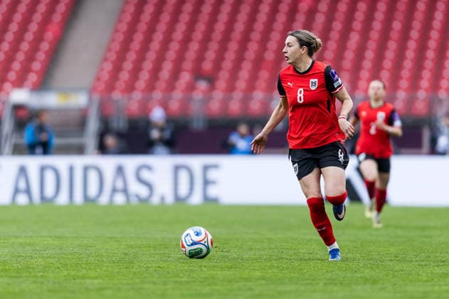 NUREMBERG, GERMANY - APRIL 14: Barbara Dunst (Austria, 8) controls the ball during the FIFA Women™s World Cup 2027 UEFA Qualifiers match between Germany vs. Austria at Frankenstadion Max-Morlock-Stadion on April 14, 2026 in Nuremberg, Germany. Bavaria Germany Copyright: xSteffiexWunderlx