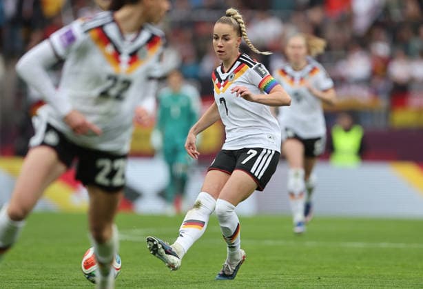 Giulia Gwinn , WM Frauen Qualifikation , Deutschland-Österreich , Fußball , Frauen , in den Max Morlock Stadion, in Nürnberg , Bayern , Deutschland. April 14 , 2026 . Photo by: Davide Elias IPA Photo Pressefoto DENL Copyright: xDavidexEliasx