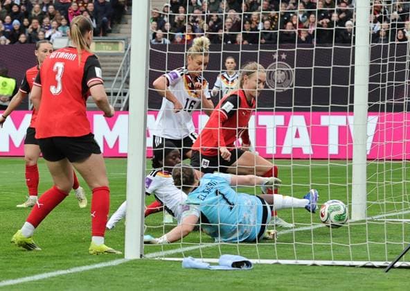14 04 2026 Soccer Womens soccer International match World Cup Qualifier Qualification match Qualification match for the World Cup 2027 Germany gg Austria Sportfoto Zink DaMa xdaxmax Goal Goal Shot to 1 0 Goalscorer Nicole Anyomi 18, Germany vs Mariella El Sherif 1, Austria