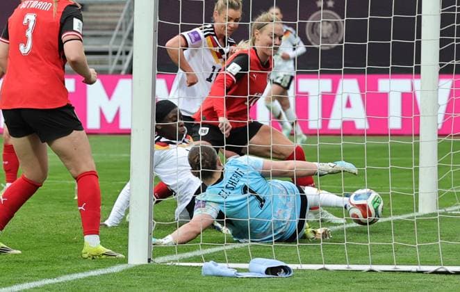 14 04 2026 Soccer Womens soccer International match World Cup Qualifier Qualification match Qualification match for the World Cup 2027 Germany gg Austria Sportfoto Zink DaMa xdaxmax Goal Goal Shot to 1 0 Goalscorer Nicole Anyomi 18, Germany vs Mariella El Sherif 1, Austria