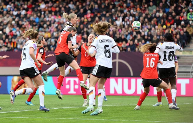 Tor 1-0 , WM Frauen Qualifikation , Deutschland-Österreich , Fußball , Frauen , in den Max Morlock Stadion, in Nürnberg , Bayern , Deutschland. April 14 , 2026 . Photo by: Davide Elias IPA Photo Pressefoto DENL Copyright: xDavidexEliasx