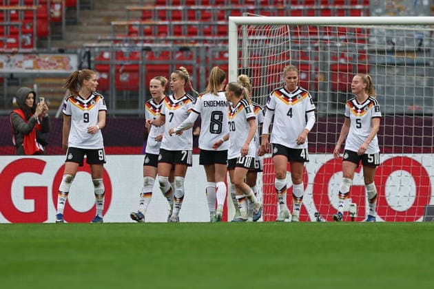 14 04 2026, xovx, Football Womens World Cup Qualification, Germany Austria cheering after the goal to 1 0 by Nicole Anyomi Germany Nuremberg Max Morlock Stadium Bayern Germany EN