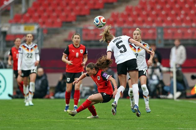 14 04 2026, xovx, Soccer Women World Cup Qualification, Germany Austria v l Chiara D Angelo Austria , Janina Minge Germany Nuremberg Max Morlock Stadion Bayern Germany EN