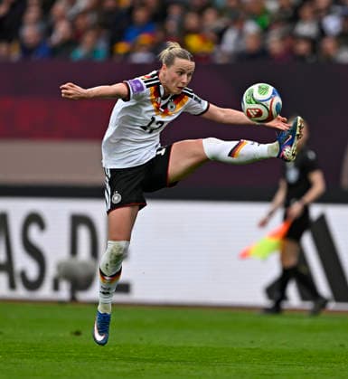 14 04 2026, World Cup Qualification Europe, Women 2026, Matchday 3, Germany Austria, in the Max Morlock Stadium Nuremberg, Franziska Kett Germany on the ball
