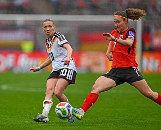 14 04 2026, World Cup Qualification Europe, Women 2026, Matchday 3, Germany Austria, at Max Morlock Stadium Nuremberg, f l Elisa Senß Germany vs Melanie Brunnthaler Austria