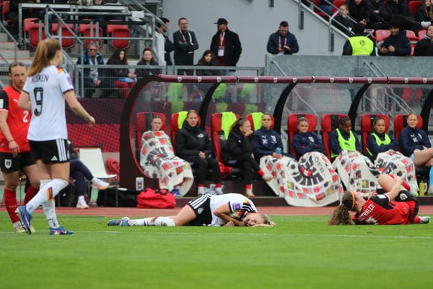 14 04 2026 Soccer Women 2025 2026 World Cup Qualification Europe 3 Matchday Germany Austria Max Morlock Stadium Nuremberg Giulia Gwinn Germany, 7, white lies on the ground in pain after a collision Nuremberg Bavaria Germany