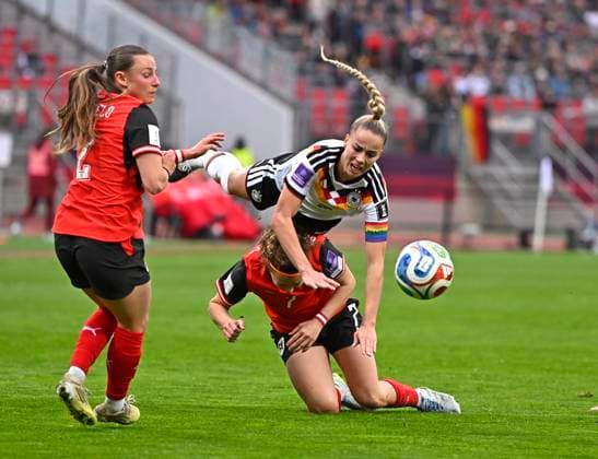 14 04 2026, World Cup Qualification Europe, Women 2026, Matchday 3, Germany Austria, at Max Morlock Stadium Nuremberg, Giulia Gwinn Germany falls to the ground