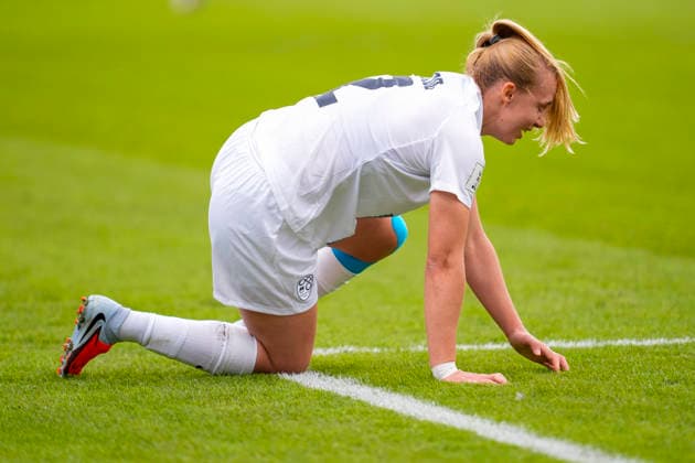 Women s international football match Norway Slovenia Lillestrom 20260414 Slovenia s Lana Golob out with injury in the Women s World Cup qualifying match between Norway and Slovenia at Arasen Stadium Photo Lise Aserud NTB Lillestrom Norway EDITORIAL USE ONLY RESTRICTED USE FOR BETTING COMPANIES  Copyright: xLisexAserudx xNTBx