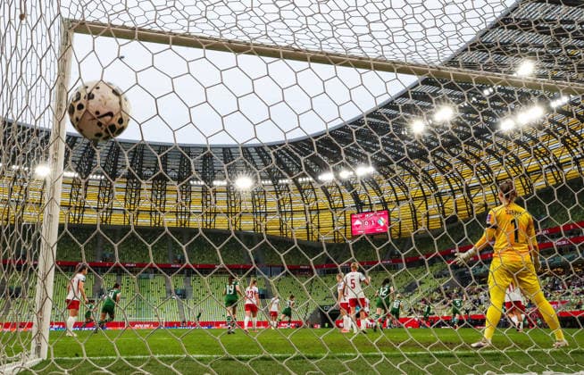 2027 FIFA Women s World Cup European Qualifiers, Polsat Plus Arena, Gdansk, Poland 14 4 2026 Poland vs Republic of Ireland WNT Ireland™s Katie McCabe scores her side™s second goal of the game Katie McCabe scores her side™s second goal 14 4 2026  Copyright: x INPHO RyanxByrnex RB5_9515
