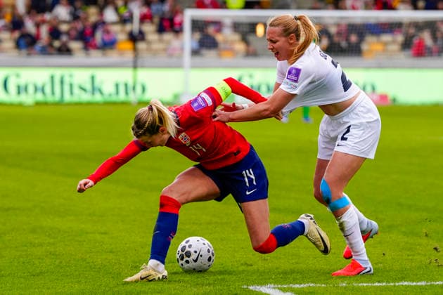 Women s international football match Norway Slovenia Lillestrom 20260414 Norway s Ada Hegerberg left and Slovenia s Lana Golob in the Women s World Cup qualifying match between Norway and Slovenia at Arasen Stadium Photo Lise Aserud NTB Lillestrom Norway EDITORIAL USE ONLY RESTRICTED USE FOR BETTING COMPANIES  Copyright: xLisexAserudx xNTBx