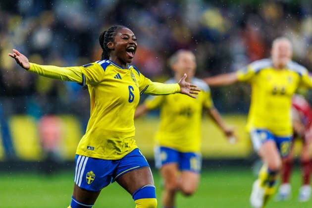 260414 Monica Jusu Bah of Sweden celebrates after scoring 1 0 during the FIFA Women s World Cup Qualifier football match between Sweden and Denmark on April 14, 2026 in Gothenburg Photo Michael Erichsen BILDBYRAN COP 89 CS0928 fotboll football soccer fotball vm kval kval fifa womens world cup qualifier qualifier sverige sweden danmark denmark dam bbeng women kvinner jubel  Copyright: MICHAELxERICHSEN BB260414MI013