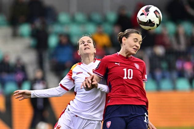 L-R Sladjana Bulatovic (Montenegro) and Jana Zufankova (Czechia) in action during the European qualifying part for 2027 Women s Football World Cup match, group B1: Czechia vs Montenegro, in Chomutov, Czech Republic, on April 14, 2026. (CTKxPhoto OndrejxHajek) CTKPhotoP2026041408019  CTKPhotoP2026041408019