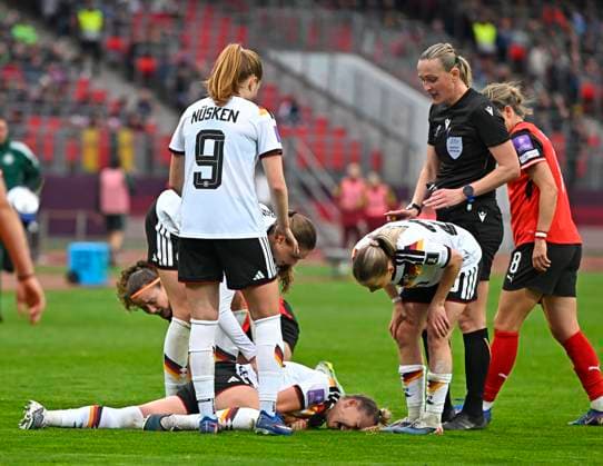 14 04 2026, World Cup Qualification Europe, Women 2026, Matchday 3, Germany Austria, in the Max Morlock Stadium Nuremberg, Giulia Gwinn Germany battered on the ground