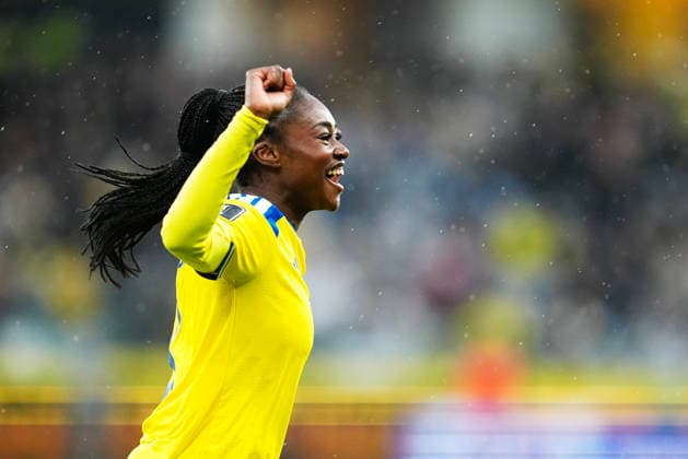 GÖTEBORG, SWEDEN 20260414 Swedens Monica Jusu Bah cheers after scoring a goal, 1-0, during Tuesdays World Cup qualifying soccer match between Sweden and Denmark at Gamla Ullevi in Gothenburg GÖTEBORG SWEDEN x9200x  Copyright: xBjörnxLarssonxRosvall TTx VM-KVAL SVERIGE-DANMARK