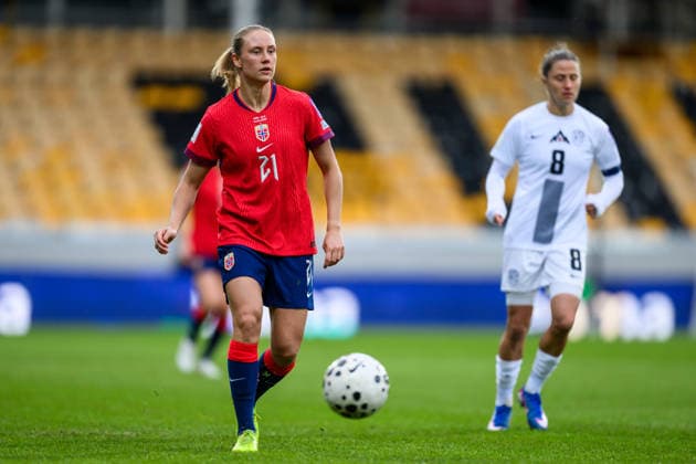 260414 Lisa Naalsund of Norway during the FIFA Women s World Cup Qualifier football match between Norway and Slovenia on April 14, 2026 in Lillestrom Photo Marius Simensen BILDBYRAN COP 238 VG0919 bbeng fotball soccer football fotboll fifa world cup qualifiers vm kvalifisering kvinner vm kvalik landskamp dam norge norway slovenien slovenia  Copyright: MARIUSxSIMENSEN BB260414BB516