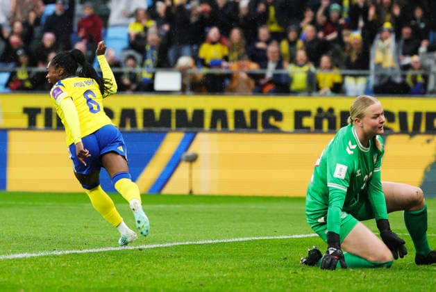 GOTHENBURG, SWEDEN 20260414 Sweden s Monica Jusu Bah scores a goal against Denmark s goalkeeper Freja R Thisgaard, 1-0, during Tuesday s World Cup qualifying soccer match between Sweden and Denmark at Gamla Ullevi in Gothenburg GÖTEBORG SWEDEN x9200x  Copyright: xAdamxIhse TTx WORLD CUP QUALIFYING SWEDEN-DENMARK