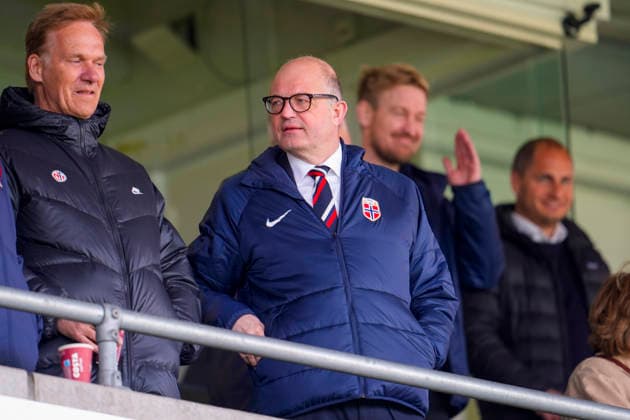 Women s international football match Norway Slovenia Lillestrom 20260414 General Secretary of the Norwegian Football Association Karl Petter Loken during the Women s World Cup qualifying match between Norway and Slovenia at Arasen Stadium Photo Lise Aserud NTB Lillestrom Norway EDITORIAL USE ONLY RESTRICTED USE FOR BETTING COMPANIES  Copyright: xLisexAserudx xNTBx