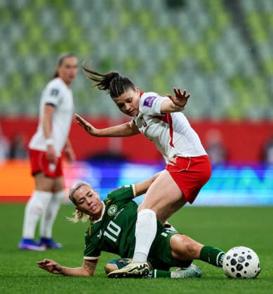 2027 FIFA Women s World Cup European Qualifiers, Polsat Plus Arena, Gdansk, Poland 14 4 2026 Poland vs Republic of Ireland WNT Ireland s Denise O Sullivan and Poland s Martyna Wiankowska Denise O Sullivan and Martyna Wiankowska 14 4 2026  Copyright: x INPHO RyanxByrnex RB1_5831
