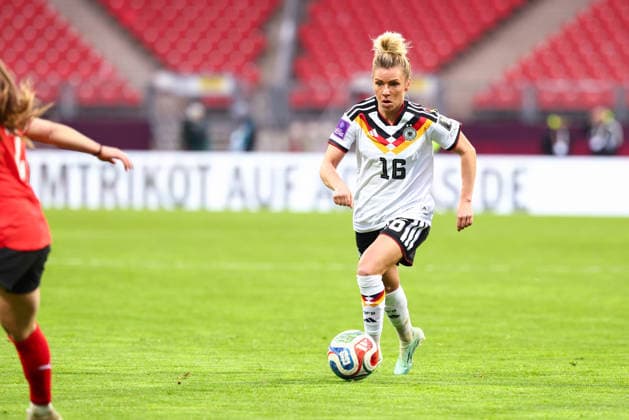 Linda Dallmann 16, Germany at the match between Germany v Austria, Soccer, Women, Women World Cup Qualification, 2025 2026, Matchday 3 on 14 04 2026 in Nuremberg, Max Morlock Stadion Bayern Germany