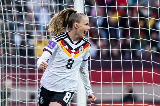 NUREMBERG, GERMANY - APRIL 14: Vivien Endemann (Germany, 8) cheers after scoring the 2:0 goal during the FIFA Women™s World Cup 2027 UEFA Qualifiers match between Germany vs. Austria at Frankenstadion Max-Morlock-Stadion on April 14, 2026 in Nuremberg, Germany. Bavaria Germany Copyright: xSteffiexWunderlx