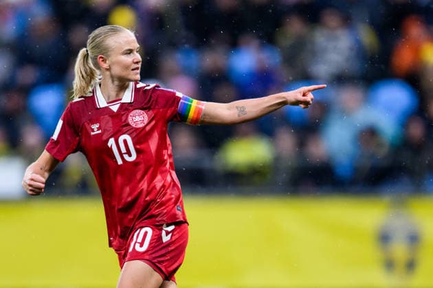 260414 Pernille Harder of Denmark celebrates after scoring 1 1 during the FIFA Women s World Cup Qualifier football match between Sweden and Denmark on April 14, 2026 in Gothenburg Photo Carl Sandin BILDBYRAN code CS CS0928 fotboll football soccer fotball vm kval kval fifa womens world cup qualifier qualifier sverige sweden danmark denmark dam bbeng women kvinner jubel  Copyright: CARLxSANDIN BB260414CS014