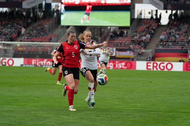 NUREMBERG, GERMANY - APRIL 14: Vivien Endemann (8 Germany) during the FIFA Women s World Cup Qualification match between Germany and Austria at Max-Morlock-Stadion on April 14, 2026 in Nuremberg, Germany. (Photo by Qianru Zhang Press Photo) Copyright: xQianruxZhang SPPx Sportspressphoto_SPR129198
