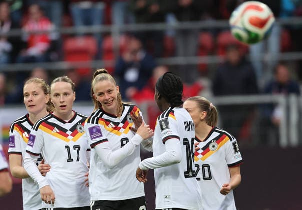 Vivien Endemann Torjubel 2-0 , WM Frauen Qualifikation , Deutschland-Österreich , Fußball , Frauen , in den Max Morlock Stadion, in Nürnberg , Bayern , Deutschland. April 14 , 2026 . Photo by: Davide Elias IPA Photo Pressefoto DENL Copyright: xDavidexEliasx