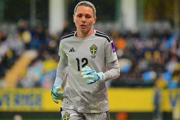 Gamla Ullevi GOTHENBURG, SWEDEN - APRIL 14: Jennifer Falk goalkeeper of Sweden during the World Cup 2027 qualifier match between Sweden and Denmark at Gamla Ullevi on April 14, 2026 in Gothenburg, Sweden. (Peter Sonander SPP) Copyright: xx spp-en-PeSo-20260414_SPP_PeterSonander_5620