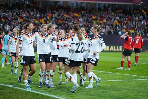 Larissa Mühlhaus 14 Germany , Sjoeke Nüsken 9 Germany , Rebecca Knaak 4 Germany , Elisa Senß 20 Germany and Carlotta Wamser 13 Germany , celebrate the goal for 3 0 during the international match between Germany Austria on 14 04 2026 in Nuremberg Nuremberg Max Morlock Stadium Bayern Germany