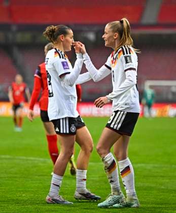 14 04 2026, World Cup Qualification Europe, Women 2026, Matchday 3, Germany Austria, in the Max Morlock Stadium Nuremberg, cheering for Vivien Endmann Germany
