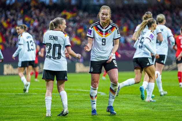 Elisa Senß 20 Germany and Sjoeke Nüsken 9 Germany , celebrate the goal for 3 0 during the international match between Germany Austria on 14 04 2026 in Nuremberg Nuremberg Max Morlock Stadium Bayern Germany