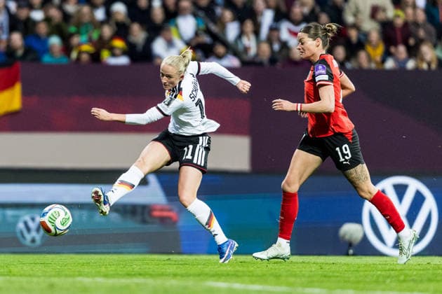 NUREMBERG, GERMANY - APRIL 14: Lea Schueller (Schüller, Schuller, Germany, 11) scores the 5:1 goal during the FIFA Women™s World Cup 2027 UEFA Qualifiers match between Germany vs. Austria at Frankenstadion Max-Morlock-Stadion on April 14, 2026 in Nuremberg, Germany. Bavaria Germany Copyright: xSteffiexWunderlx