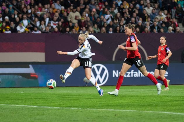Lea Schüller 11 Germany with the shot to 5 1 during the international match between Germany Austria on 14 04 2026 in Nuremberg Nuremberg Max Morlock Stadion Bayern Germany