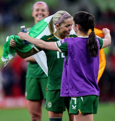 2027 FIFA Women s World Cup European Qualifiers, Polsat Plus Arena, Gdansk, Poland 14 4 2026 Poland vs Republic of Ireland WNT Ireland s Denise O Sullivan and Marissa Sheva celebrate after the match Denise O Sullivan and Marissa Sheva celebrate after the match 14 4 2026  Copyright: x INPHO RyanxByrnex RB1_8005