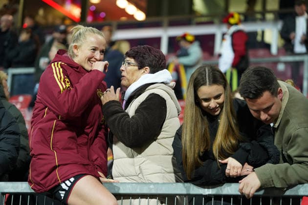 Lea Schüller 11 Germany with her mom after the international match between Germany Austria on 14 04 2026 in Nuremberg Nuremberg Max Morlock Stadium Bavaria Germany