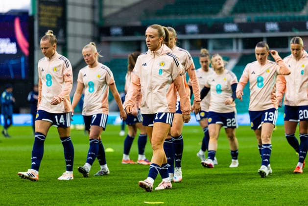 Scotland Women v Belgium Women, Women s World Cup Qualifier Charlotte Newsham (17 - Scotland) warms up with her team mates during the Women s World Cup Qualifier match between Scotland Women and Belgium Women at Easter Road, Edinburgh, UK on 14 April 2026. Editorial use only , Copyright: xRaymondxDaviesx PSI-24059-0011