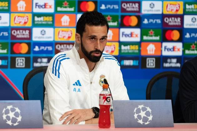 Ãlvaro Arbeloa coach, Real Madrid at the pre-match press conference, FC Bayern Muenchen vs Real Madrid, football, Champions League, quarter-final, 14 04 2026, Muenchen Bayern Germany Copyright: xkolbert-press MarkusxVerwimpx