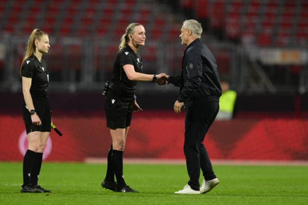 Womens soccer, qualifying for the FIFA Womens World Cup, 20260414, Germany Austria In the picture from left referee Volha BLOTSKAYA BLR , national coach Germany Christian WÜCK Nuremberg Max Morlock Stadion Bayern Germany Copyright: Passion2Press MarkusxFischerx