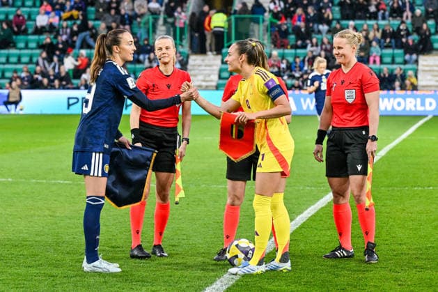 SOCCER WOMEN UEFA QUALIFIERS B4 MD3 SCOTLAND VS BELGIUM Caroline Weir (9) of Scotland and Tessa Wullaert (9) of Belgium pictured before a women football game between the national teams of Scotland and Belgium , called the Red Flames , on the third match day in League B Group B4 in the league stage of the 2026-27 UEFA Women s European Qualifiers competition , on Tuesday 14 April 2026 in Edinburgh , Scotland . PHOTO SPORTPIX Stijn Audooren Edinburgh Easter Road Stadium Scotland  Copyright: xSportpix.bex xStijnxAudoorenxStijnxAudoorenx
