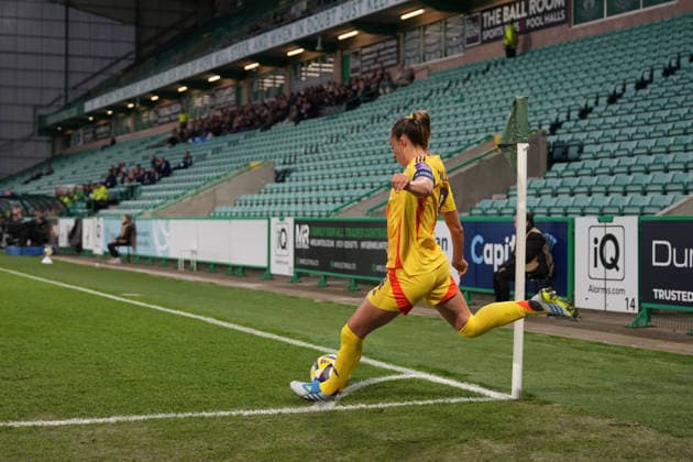 RECORD DATE NOT STATED 14th April 2026; Easter Road, Edinburgh, Scotland; Womens World Cup Qualifier Football, Scotland versus Belgium; Tessa Wullaert of Belgium crosses from a corner to assist Sari Kees of Belgium for the first goal of the game in the 16th minute to make the score 1-0 to Belgium AlecxBrown