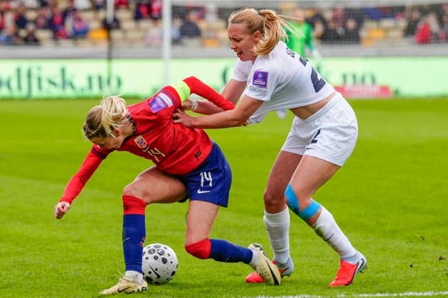 Women s international football match Norway Slovenia Lillestrom 20260414 Norway s Ada Hegerberg left and Slovenia s Lana Golob in the Women s World Cup qualifying match between Norway and Slovenia at Arasen Stadium Photo Lise Aserud NTB Lillestrom Norway EDITORIAL USE ONLY RESTRICTED USE FOR BETTING COMPANIES  Copyright: xLisexAserudx xNTBx