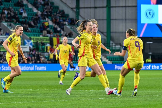 SOCCER WOMEN UEFA QUALIFIERS B4 MD3 SCOTLAND VS BELGIUM Sari Kees (2) of Belgium scores 0-1 and Belgium celebrate during a women football game between the national teams of Scotland and Belgium , called the Red Flames , on the third match day in League B Group B4 in the league stage of the 2026-27 UEFA Women s European Qualifiers competition , on Tuesday 14 April 2026 in Edinburgh , Scotland . PHOTO SPORTPIX Stijn Audooren Edinburgh Easter Road Stadium Scotland  Copyright: xSportpix.bex xStijnxAudoorenxStijnxAudoorenx