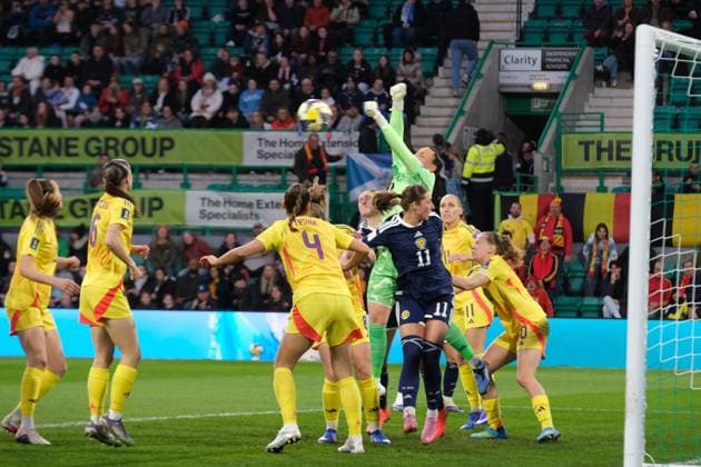 UK: Scotland v Belgium, FIFA Women s World Cup qualifier at Easter Road Stadium, Edinburgh, Scotland on 14 April 2026: Pictured: Belgium goalkeeper Nicky Evrard punches clear Edinburgh Easter Road Stadium Scotland Copyright: xAlexxToddx