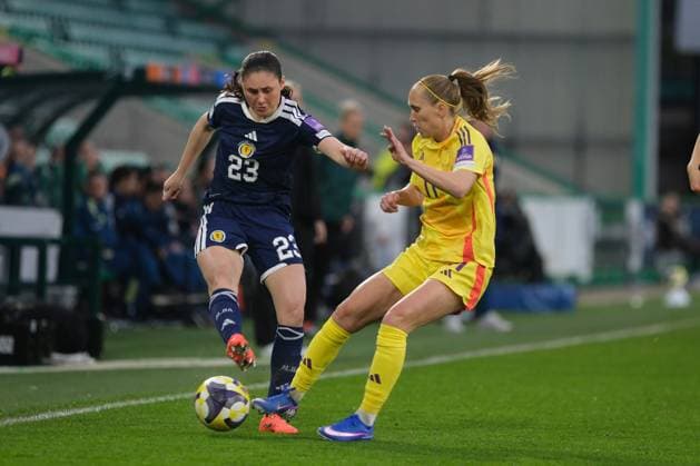 UK: Scotland v Belgium, FIFA Women s World Cup qualifier at Easter Road Stadium, Edinburgh, Scotland on 14 April 2026: Pictured: Emma Lawton (Scotland) and Janice Cayman (Belgium) Edinburgh Easter Road Stadium Scotland Copyright: xAlexxToddx