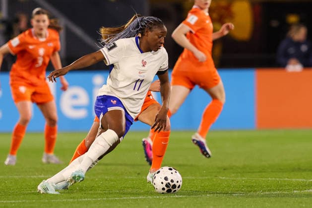 2026-04-14 Netherlands v France - UEFA Women s European Qualifiers - League Phase - Matchday 3 BREDA, NETHERLANDS - APRIL 14: Kadidiatou Diani of France runs with the ball during the UEFA Women s European Qualifiers - League Phase - Matchday 3 match between Netherlands and France at Rat Verlegh Stadion on April 14, 2026 in Breda, Netherlands. Breda Rat Verlegh Stadion Netherlands Content not available for redistribution in The Netherlands directly or indirectly through any third parties. Copyright: xHansxvanxderxValkx
