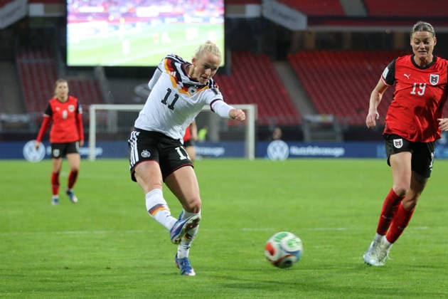 14 04 2026 Soccer Women 2025 2026 World Cup Qualification Europe 3 Matchday Germany Austria Max Morlock Stadium Nuremberg Lea Schüller Germany, 11, white scores the 5 1 Nuremberg Bayern Germany