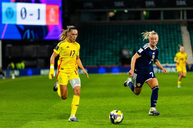 Scotland Women v Belgium Women, Women s World Cup Qualifier Jill Janssens (17 - Belgium) gets past Freya Gregory (7 - Scotland) during the Women s World Cup Qualifier match between Scotland Women and Belgium Women at Easter Road, Edinburgh, UK on 14 April 2026. Editorial use only , Copyright: xRaymondxDaviesx PSI-24059-0034